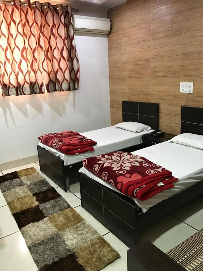 Hotel Natraj Bulandshahr Exterior foto